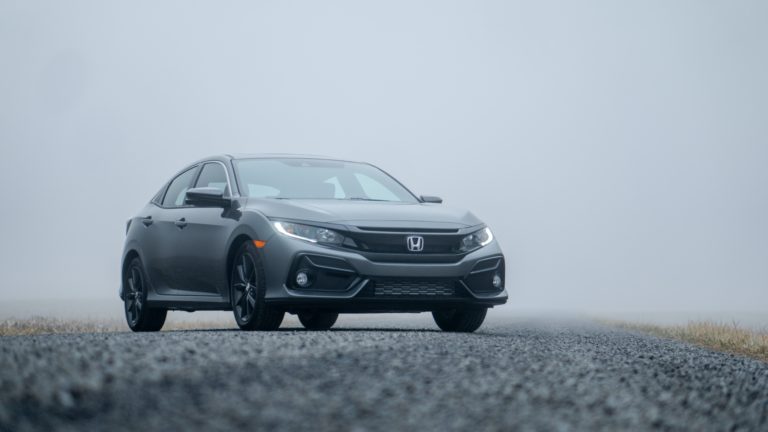 En estos tiempos de gasolina de alto costo, ingresa el Honda Civic 2022