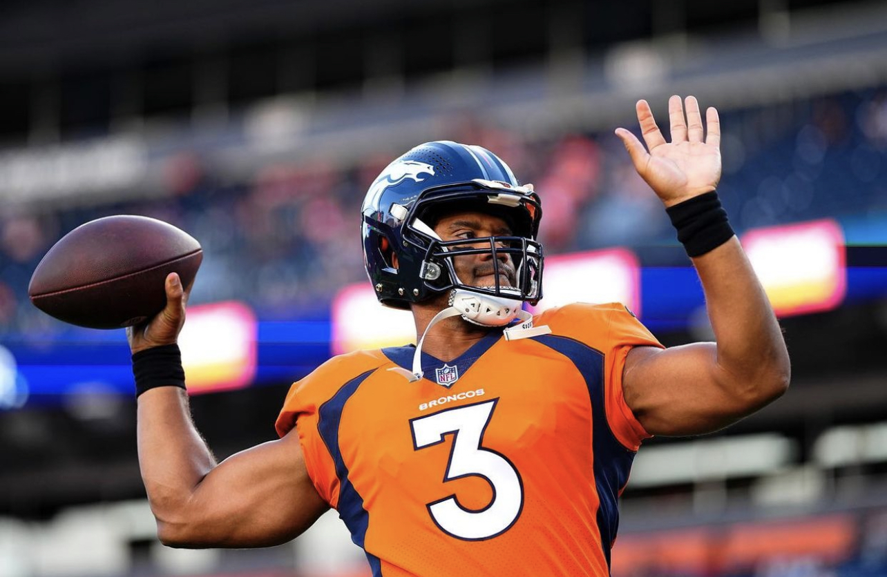 Denver Broncos 16-17 Seattle Seahawks: Russell Wilson booed and