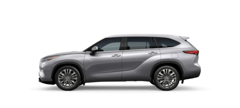 2022 Toyota Highlander rocks the Colorado roads
