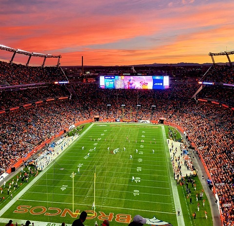 Denver Broncos vs. Green Bay Packers Tickets Sun, Oct 22, 2023 2:25 pm at  Empower Field At Mile High in Denver, CO