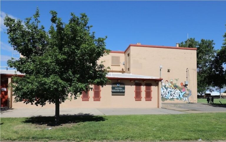 Denver Parks & Recreation comienza a construir una nueva piscina cubierta en el Swansea Recreation Center