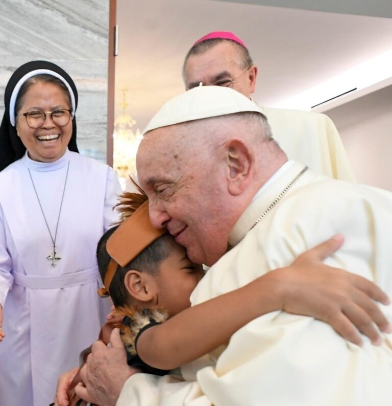 El querido Papa Francis falleció a los 88 años