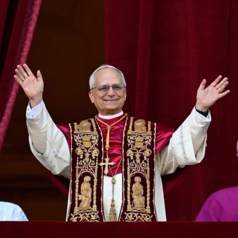 Papa nacido en Estados Unidos liderará la Iglesia Católica