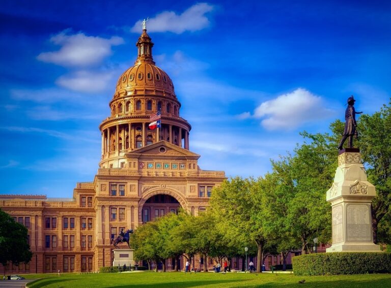 Los Republicanos inician una redistribución anticipada de distros para asegurar escaños adicionales