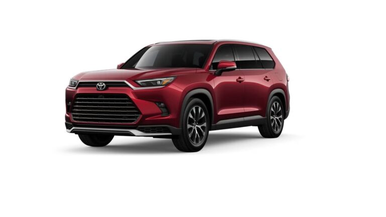El Toyota Highlander Platinum Hybrid Max 2026 es económico